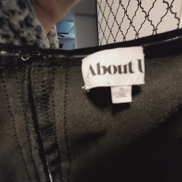 About Us Off the Shoulder Cocktail Dress - Picture 3 of 7